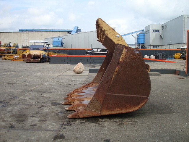 CAT 992 Rock bucket 4850 mm - Max Machinery Equipment