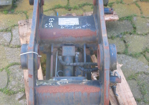 3_j2007mMad22u6m08s00 PM